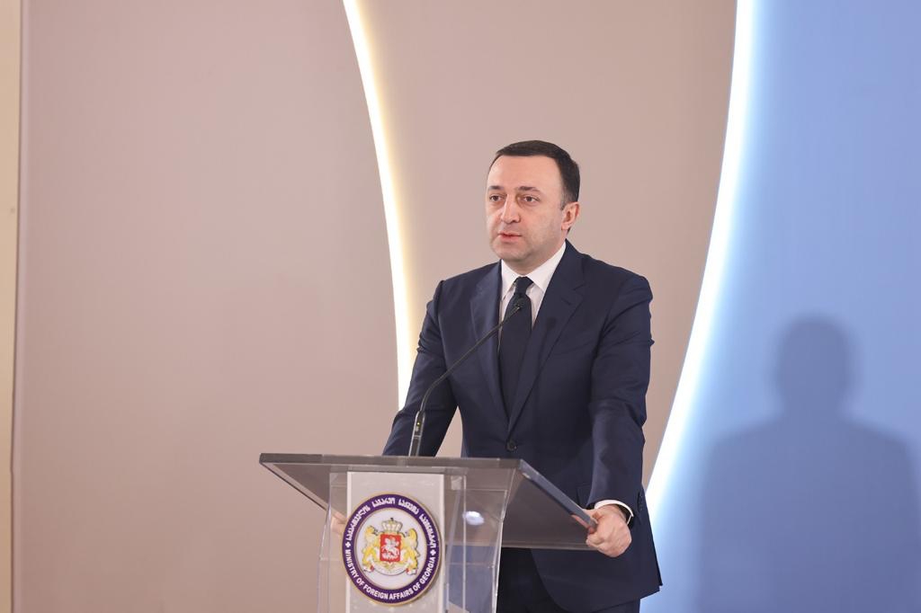 Премьер Грузии о членстве в ЕС, войне в Украине и черноморском электрокабеле