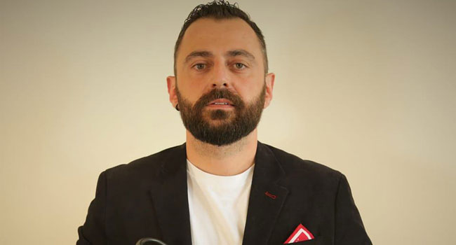 “ახლა კი ვწერ ღლიცინნარევად მარა, მაააგარი გადარჩენილი ვარ” – არჩილ მარშანია
