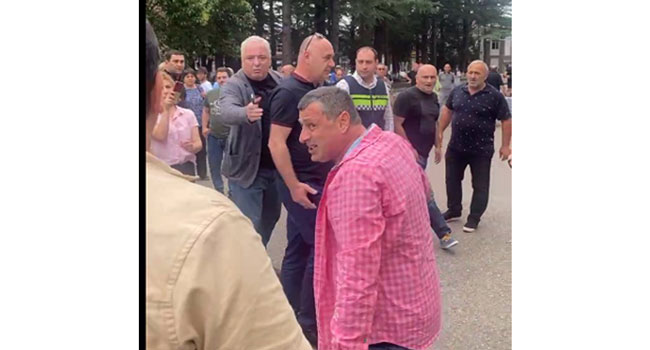 “საკუთარ თავთან რომ მარტო დარჩებით, ნუთუ არ შეგრცხვებათ?!”
