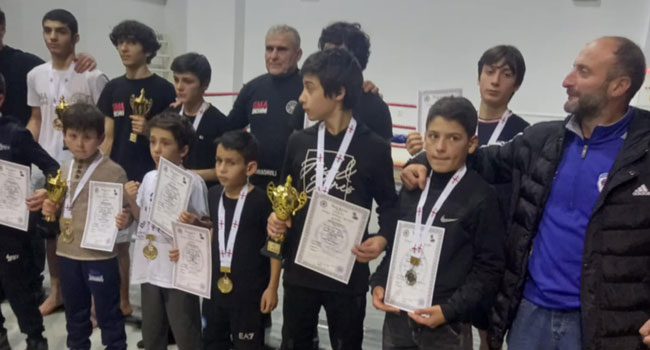 ჩოხატაურელ კიკბოქსინგელთა მორიგი წარმატება