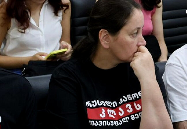 Организации, занимающиеся вопросами свободы СМИ прав журналистов, а также правозащитные организации требуют немедленного освобождения Амаглобели