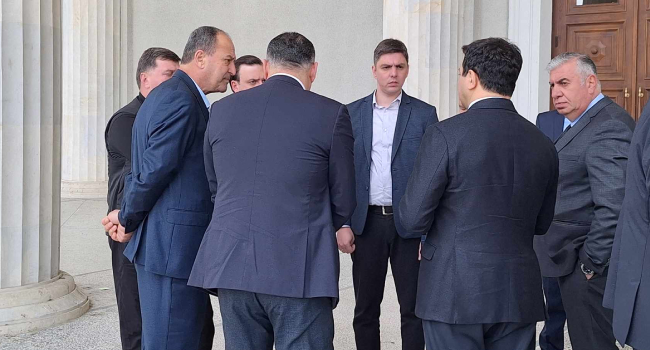 ოზურგეთში “ქართული ოცნების” შეხვედრა იწყება