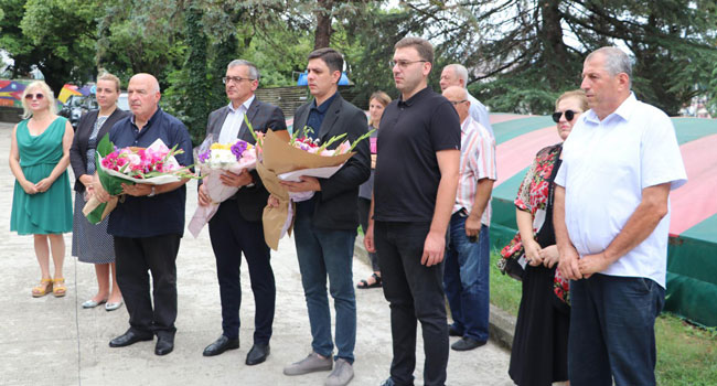 დღეს ანზორ ერქომაიშვილს 83 წელი შეუსრულდებოდა