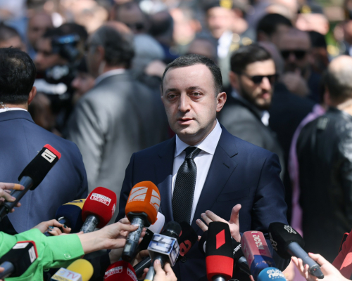 Премьер Грузии считает «позитивным» и «приветствует» восстановление безвизового режима и авиасообщения с Россией