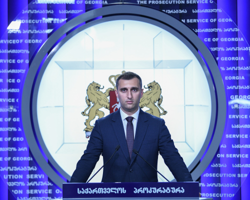 10 человек задержаны по обвинению в торговле наркотиками и отмывании денег