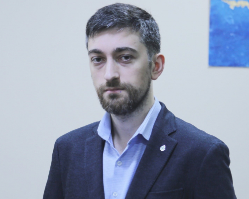 Парламент признал депутатские полномочия Хермана Сабо