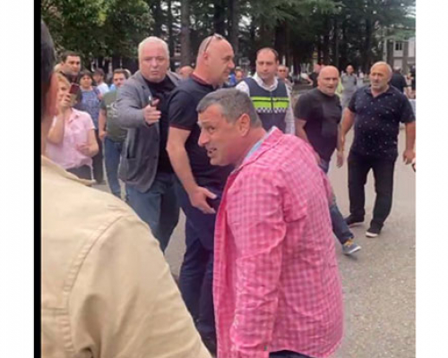 “საკუთარ თავთან რომ მარტო დარჩებით, ნუთუ არ შეგრცხვებათ?!”