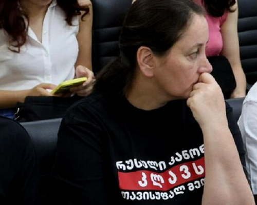Организации, занимающиеся вопросами свободы СМИ прав журналистов, а также правозащитные организации требуют немедленного освобождения Амаглобели