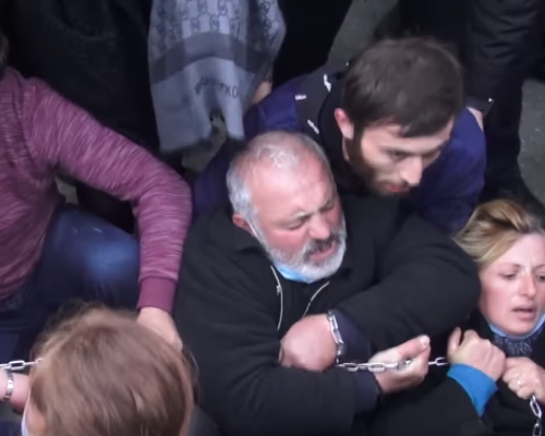 Несмотря на разгон митинга, акция протеста против Намахванской ГЭС продолжается