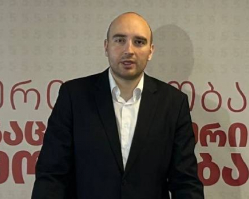 “ფაქტია, რომ ივანიშვილს საკადრო მხრივ უჭირს და ოლიგარქის კარზე მიმდინარეობს კლანური დაპირისპირება”- ირაკლი ფავლენიშვილი