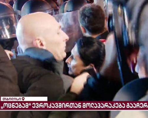 “რუსეთს ემსახურებით თუ საქართველოს?” _ სალომე ზურაბიშვილი სპეცრაზმელებთან მივიდა