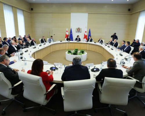 ირაკლი კობახიძე ბიზნესსექტორის წარმომადგენლებს შეხვდა