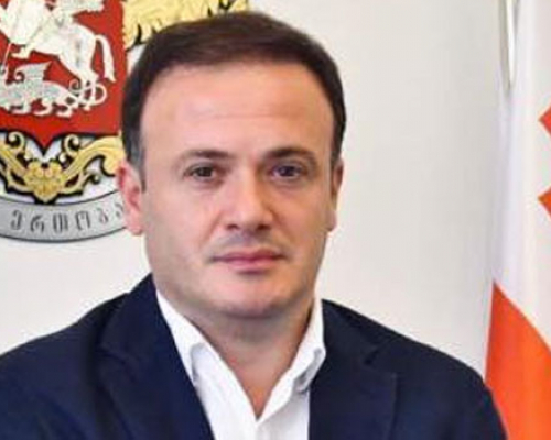 ირაკლი ზარქუა ჯო უილსონზე: “თურმე, 1000 დოლარი ჯდება თითოეული განცხადება „ტვიტერზე“ იმ ჯიგრის”