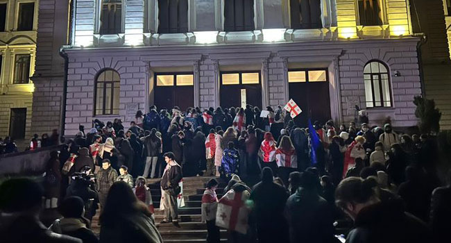 ჯაბა სამუშია 10 სტუდენტთან შეხვედრას დათანხმდა