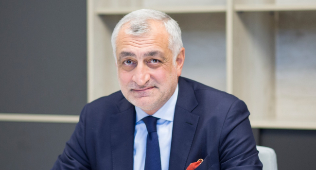 პროკურატურამ მამუკა ხაზარაძეს ბრალდება წარუდგინა