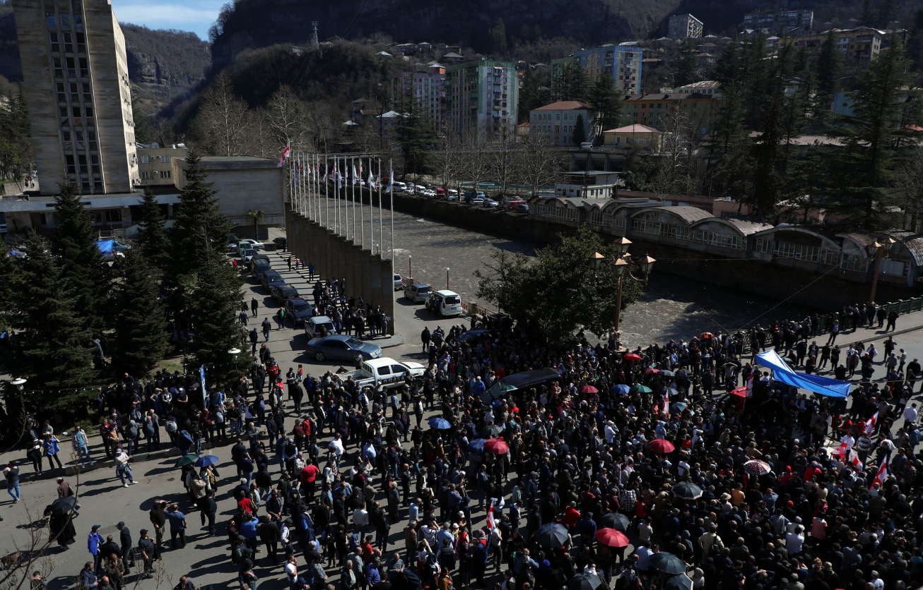 Chiatura Miners Protest Industry Shutdown, Demand Nationalization