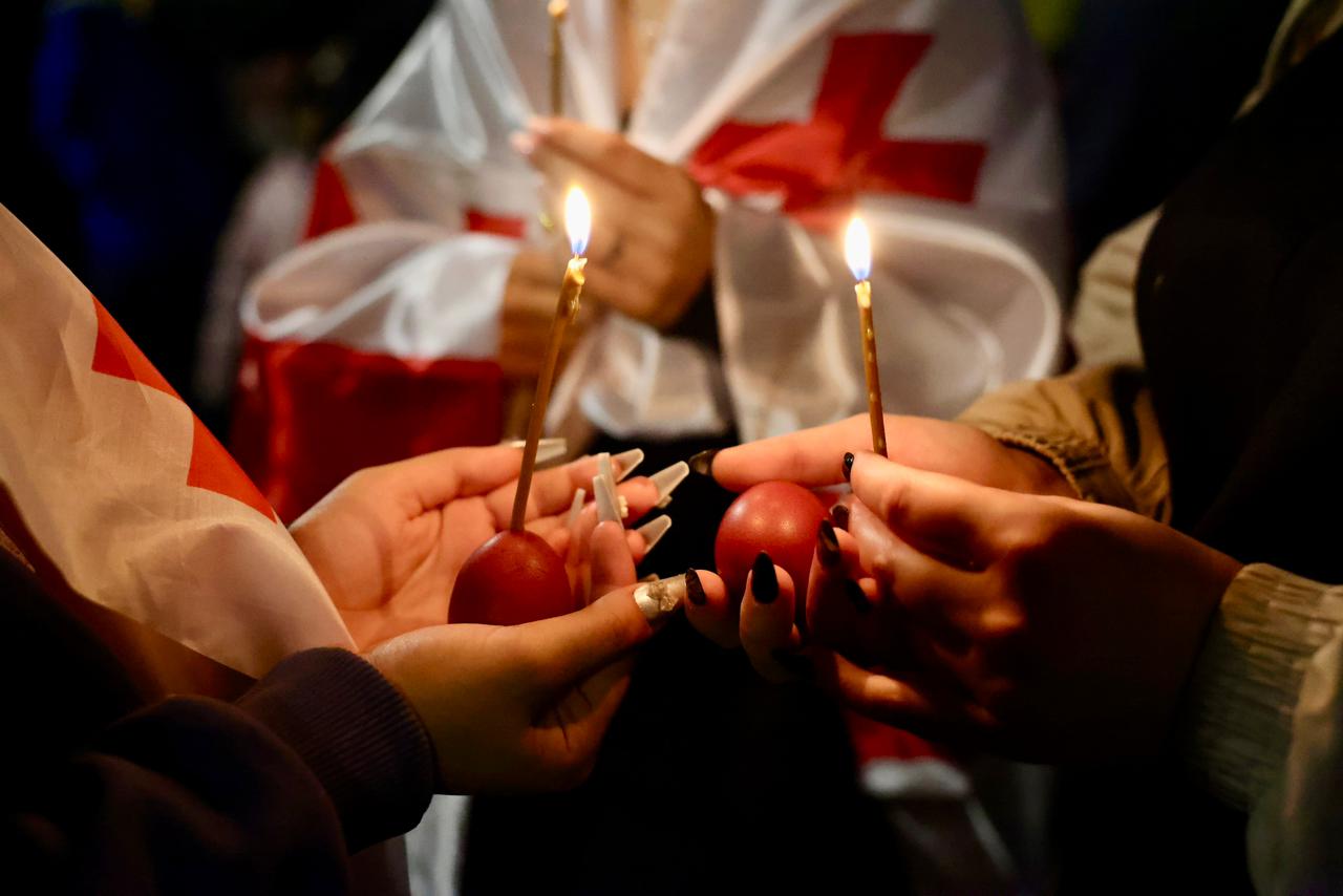 Photo Story | Protesters Against Russian Law Celebrate Easter Together