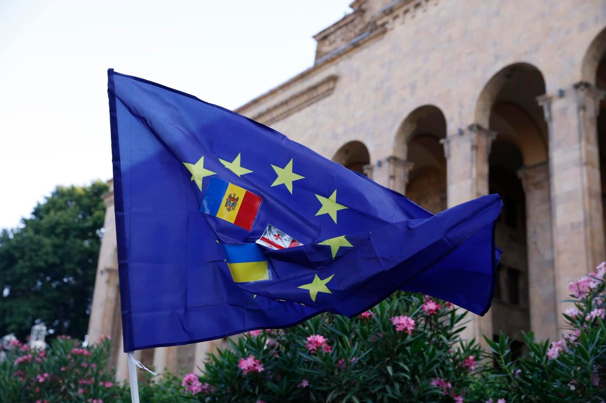 GD Split-off MPs: EU Candidacy “Mousetrap” for Govt 