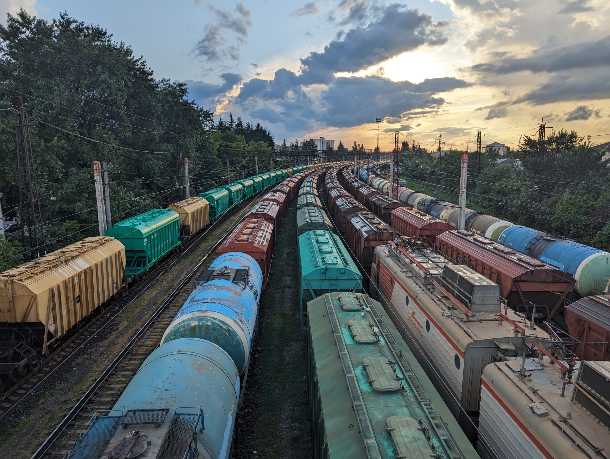 Azerbaijan Sends First-in-Decades Fuel Shipment to Armenia by Train via Georgia