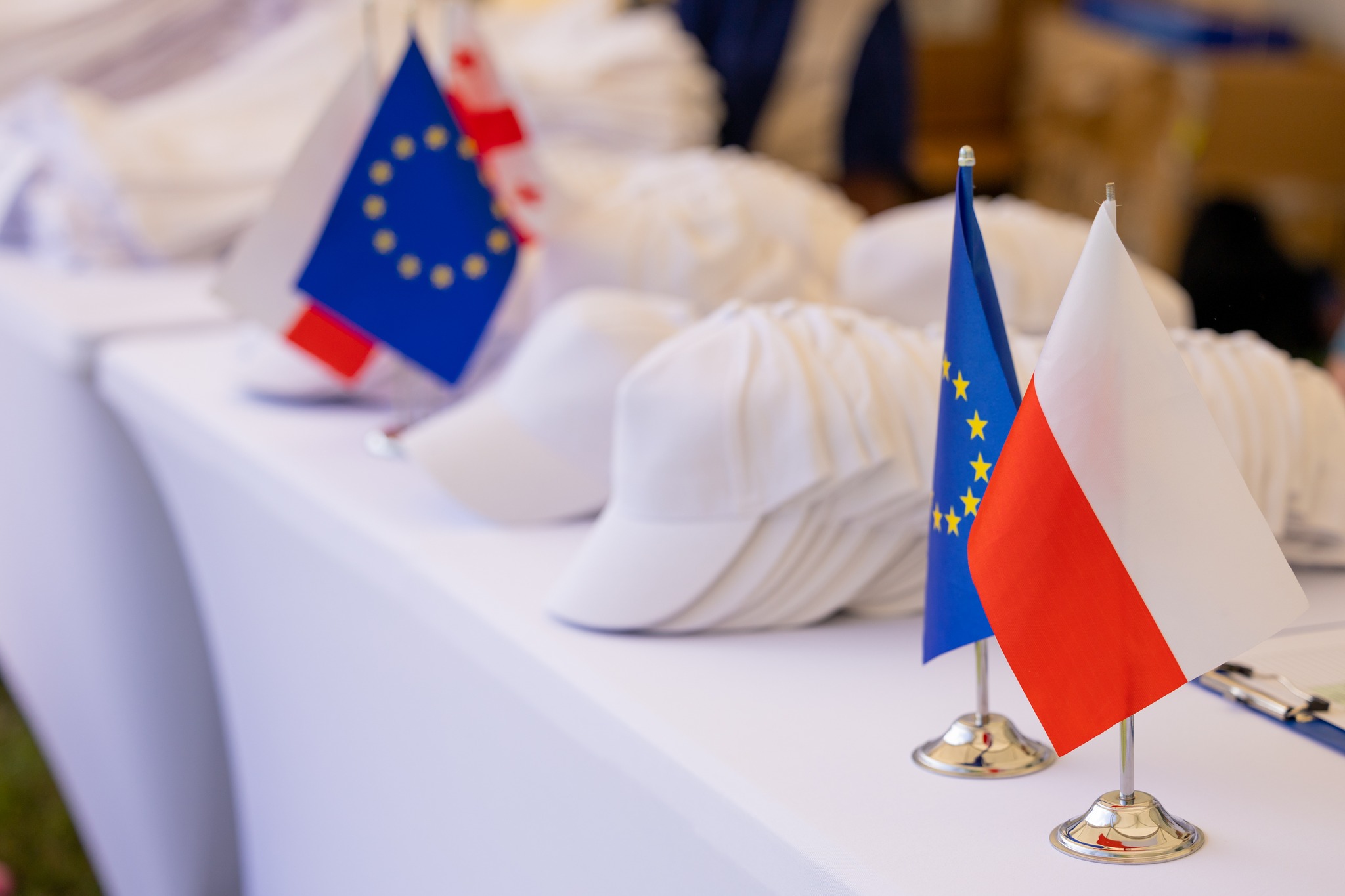 Georgian Citizens No Longer Eligible for Simplified Employment in Poland