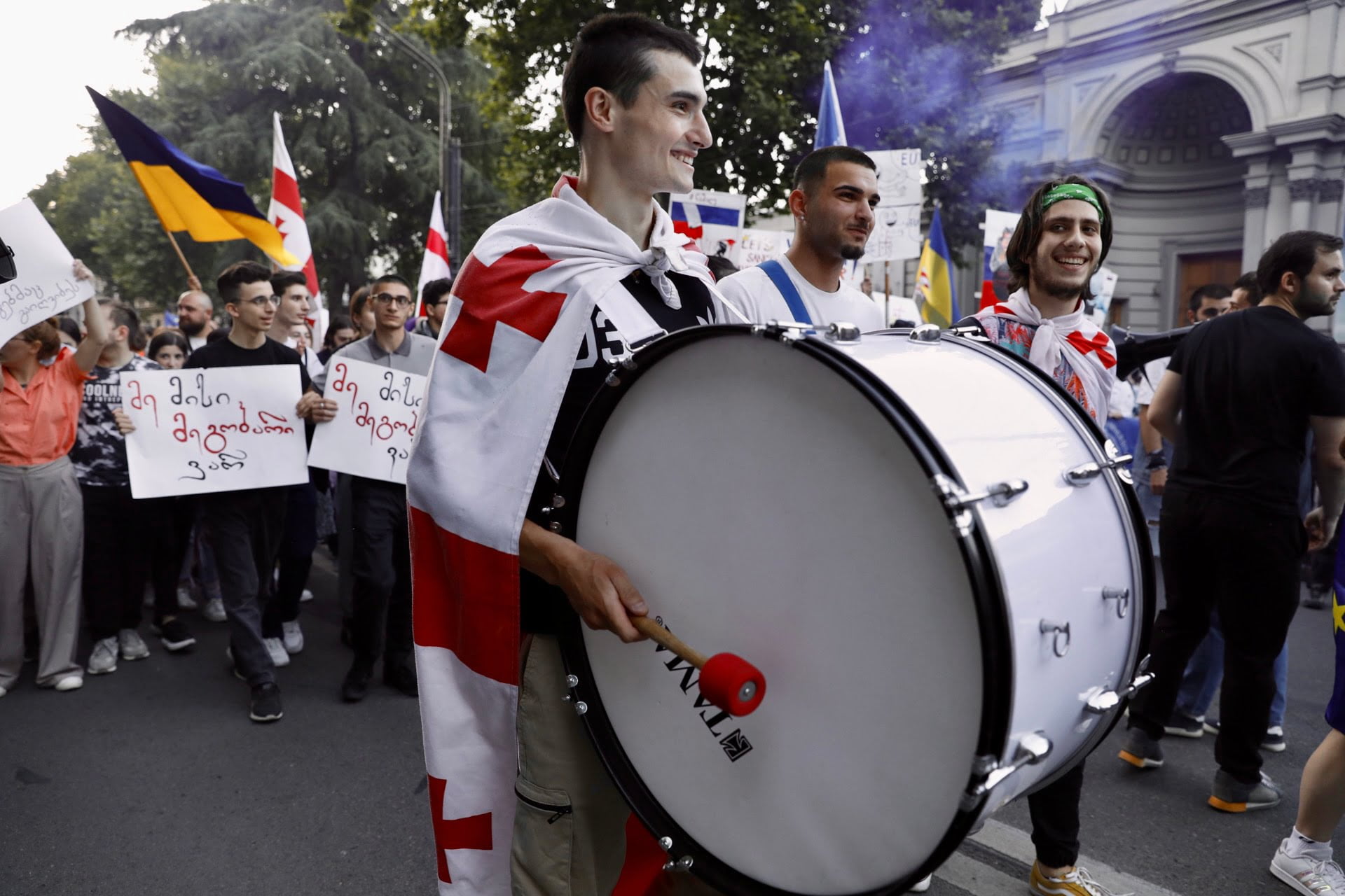 Photo-story | Rally at the Parliament, Moves to GD Office