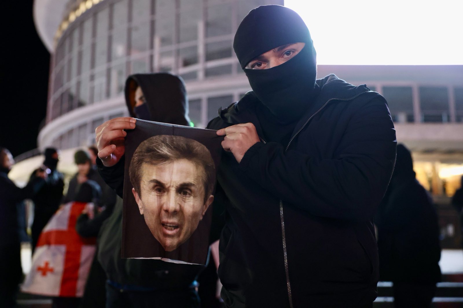 Photo Story | Mask Protest Mocks Ban