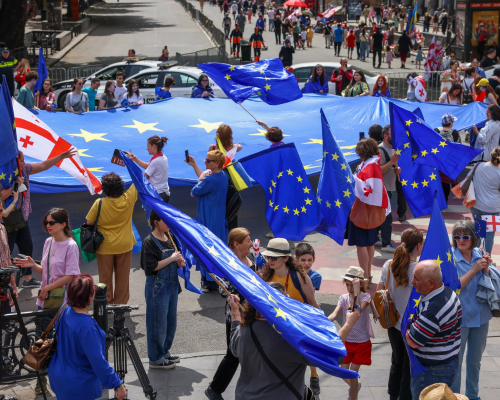 Dr. Laure Delcour: EU is placed in a situation where it has to develop a regional vision