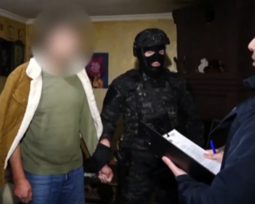 Police Arrest 49 Over Links with ‘Thieves’ World’